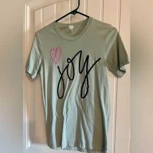 Vici Joy Tshirt